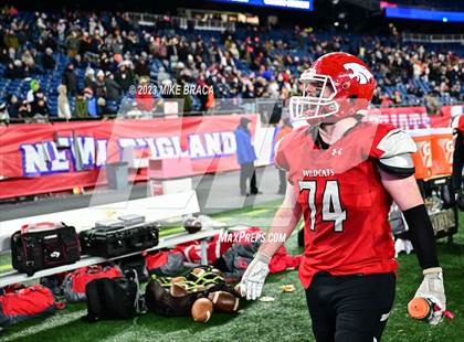 Thumbnail 1 in Walpole vs Milton (MIAA D3 Final) photogallery.