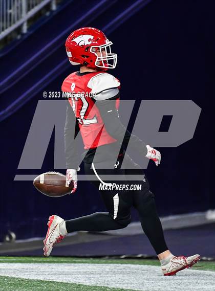 Thumbnail 3 in Walpole vs Milton (MIAA D3 Final) photogallery.