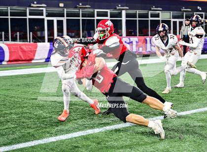 Thumbnail 3 in Walpole vs Milton (MIAA D3 Final) photogallery.