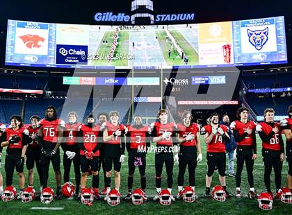 Thumbnail 1 in Walpole vs Milton (MIAA D3 Final) photogallery.
