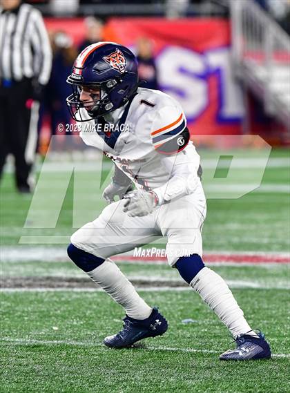 Thumbnail 2 in Walpole vs Milton (MIAA D3 Final) photogallery.