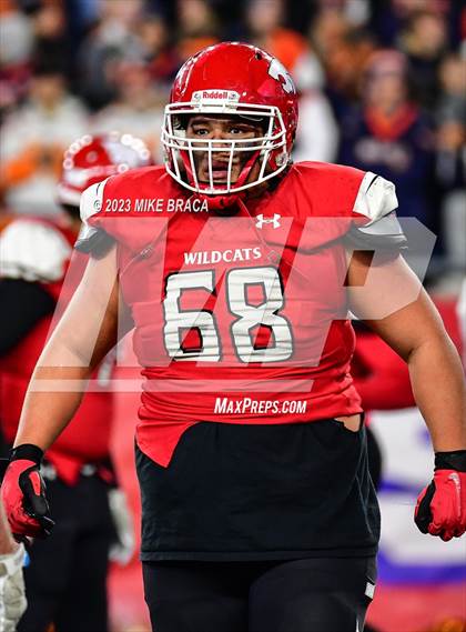 Thumbnail 2 in Walpole vs Milton (MIAA D3 Final) photogallery.