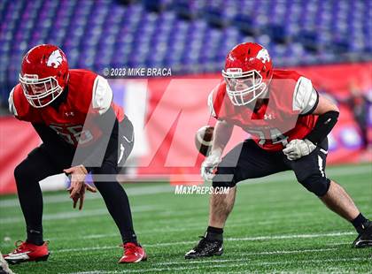 Thumbnail 3 in Walpole vs Milton (MIAA D3 Final) photogallery.
