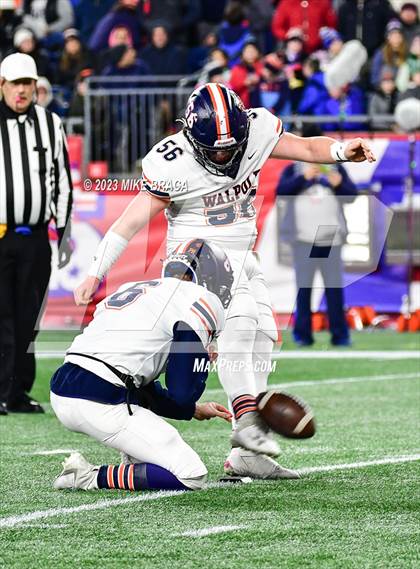 Thumbnail 1 in Walpole vs Milton (MIAA D3 Final) photogallery.