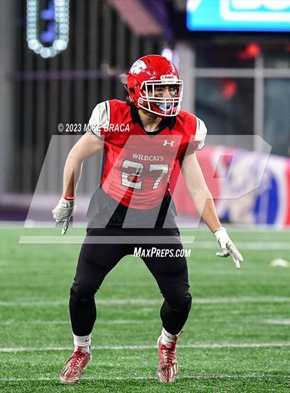 Thumbnail 1 in Walpole vs Milton (MIAA D3 Final) photogallery.