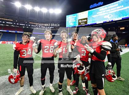 Thumbnail 2 in Walpole vs Milton (MIAA D3 Final) photogallery.