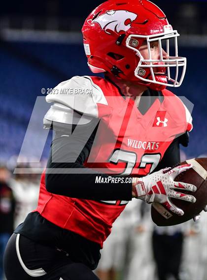 Thumbnail 2 in Walpole vs Milton (MIAA D3 Final) photogallery.