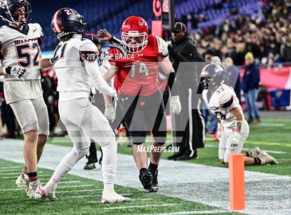 Thumbnail 1 in Walpole vs Milton (MIAA D3 Final) photogallery.
