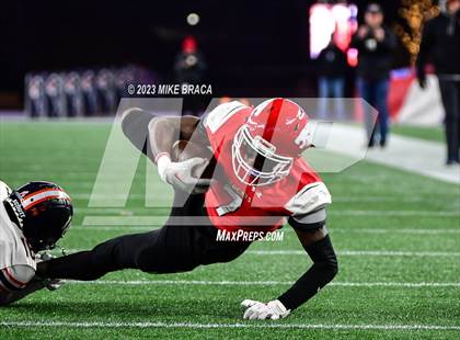 Thumbnail 2 in Walpole vs Milton (MIAA D3 Final) photogallery.
