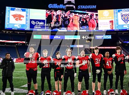 Thumbnail 3 in Walpole vs Milton (MIAA D3 Final) photogallery.