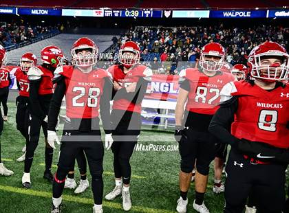 Thumbnail 2 in Walpole vs Milton (MIAA D3 Final) photogallery.