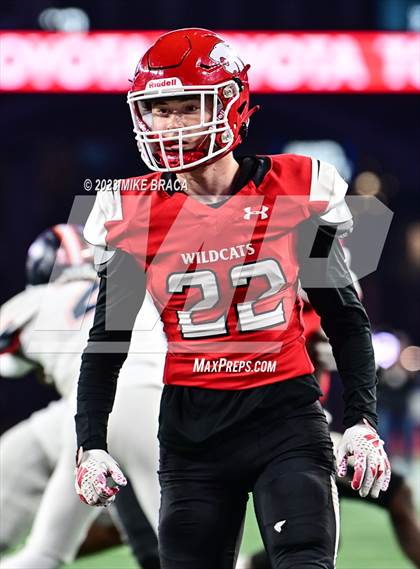 Thumbnail 3 in Walpole vs Milton (MIAA D3 Final) photogallery.