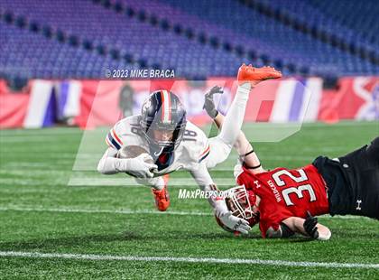 Thumbnail 2 in Walpole vs Milton (MIAA D3 Final) photogallery.