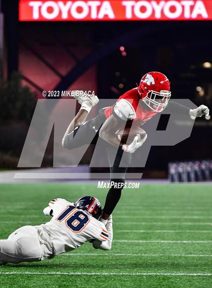 Thumbnail 3 in Walpole vs Milton (MIAA D3 Final) photogallery.