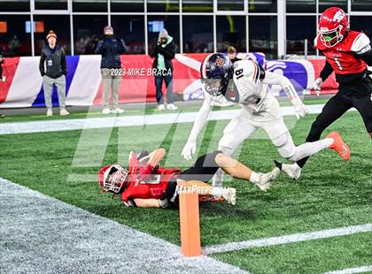 Thumbnail 2 in Walpole vs Milton (MIAA D3 Final) photogallery.