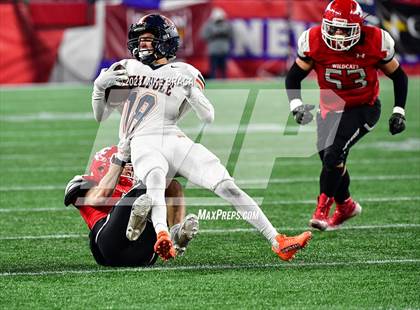 Thumbnail 1 in Walpole vs Milton (MIAA D3 Final) photogallery.