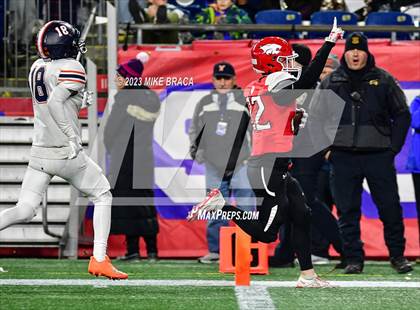 Thumbnail 1 in Walpole vs Milton (MIAA D3 Final) photogallery.