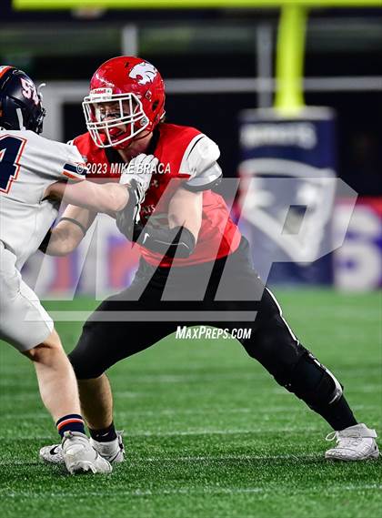 Thumbnail 3 in Walpole vs Milton (MIAA D3 Final) photogallery.