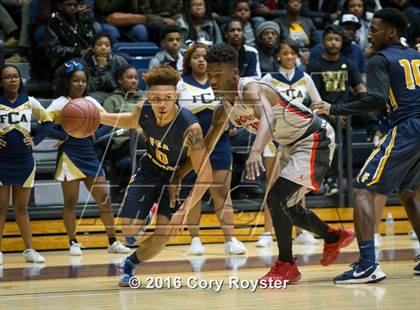 Thumbnail 3 in Woodson vs. Friendship Collegiate Academy (DCSAA Final) photogallery.