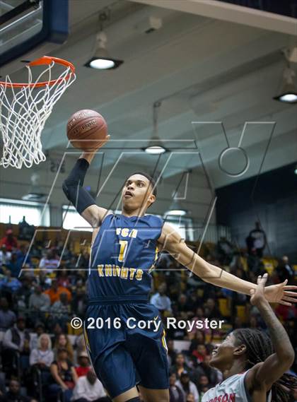 Thumbnail 1 in Woodson vs. Friendship Collegiate Academy (DCSAA Final) photogallery.
