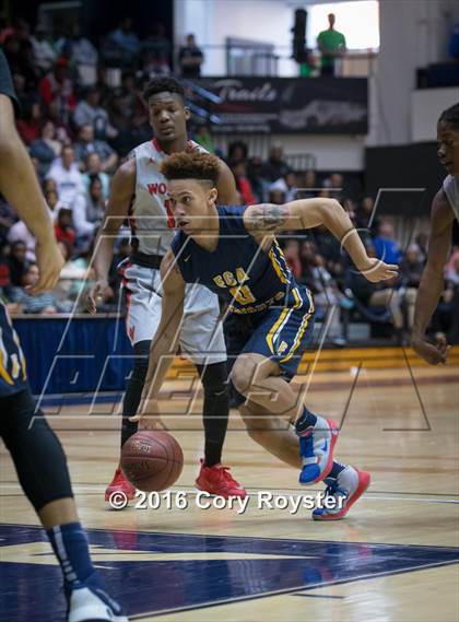 Thumbnail 3 in Woodson vs. Friendship Collegiate Academy (DCSAA Final) photogallery.