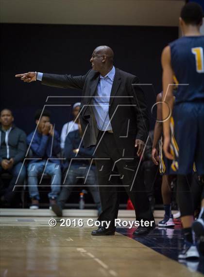 Thumbnail 2 in Woodson vs. Friendship Collegiate Academy (DCSAA Final) photogallery.
