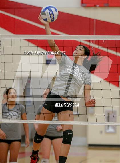 Thumbnail 1 in Tracy vs. Lincoln (CIF SJS D2 Final) photogallery.