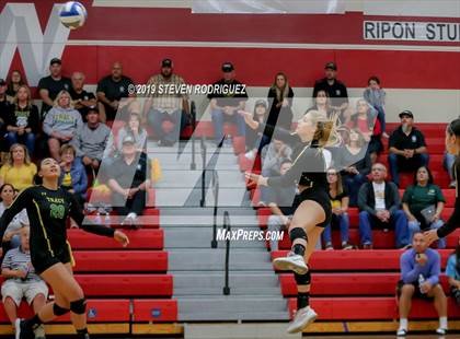 Thumbnail 1 in Tracy vs. Lincoln (CIF SJS D2 Final) photogallery.