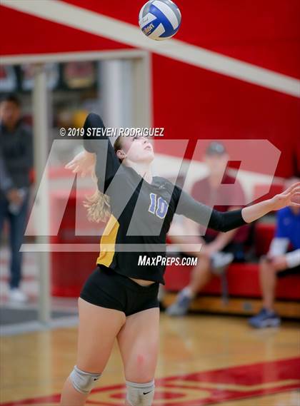 Thumbnail 2 in Tracy vs. Lincoln (CIF SJS D2 Final) photogallery.