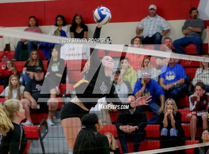 Thumbnail 2 in Tracy vs. Lincoln (CIF SJS D2 Final) photogallery.