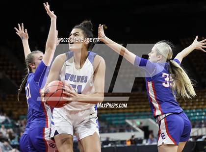 Thumbnail 2 in Cherry Creek vs Grandview (CHSAA 5A Great 8) photogallery.