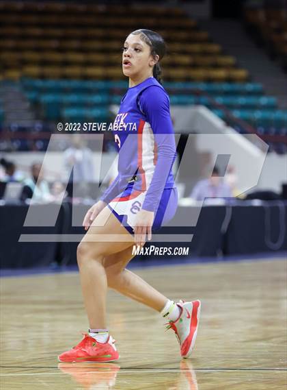 Thumbnail 3 in Cherry Creek vs Grandview (CHSAA 5A Great 8) photogallery.