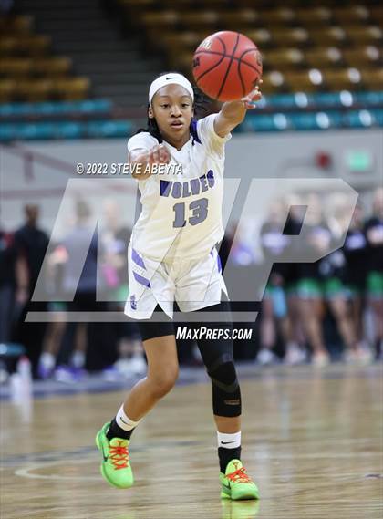 Thumbnail 2 in Cherry Creek vs Grandview (CHSAA 5A Great 8) photogallery.