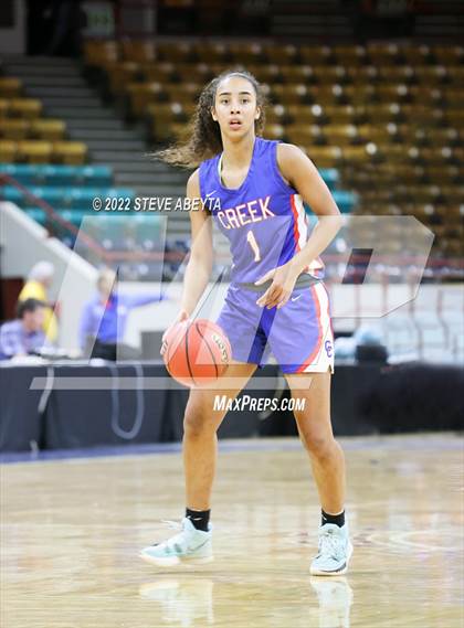 Thumbnail 2 in Cherry Creek vs Grandview (CHSAA 5A Great 8) photogallery.