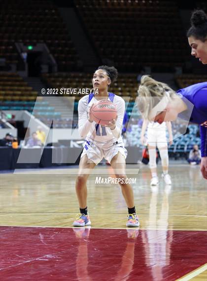 Thumbnail 2 in Cherry Creek vs Grandview (CHSAA 5A Great 8) photogallery.