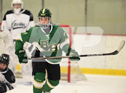 Thumbnail 3 in Bishop Hendricken @ Xavier photogallery.
