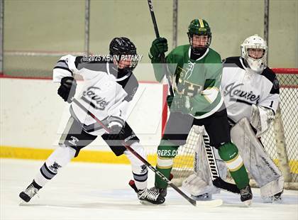 Thumbnail 2 in Bishop Hendricken @ Xavier photogallery.
