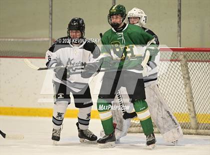 Thumbnail 3 in Bishop Hendricken @ Xavier photogallery.