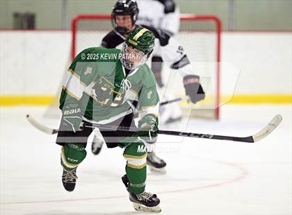 Thumbnail 2 in Bishop Hendricken @ Xavier photogallery.