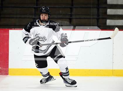Thumbnail 3 in Bishop Hendricken @ Xavier photogallery.
