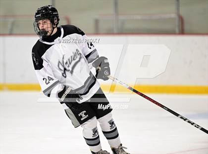 Thumbnail 1 in Bishop Hendricken @ Xavier photogallery.