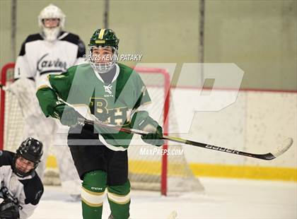 Thumbnail 2 in Bishop Hendricken @ Xavier photogallery.