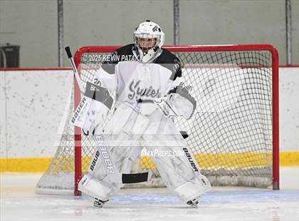 Thumbnail 2 in Bishop Hendricken @ Xavier photogallery.