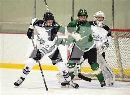 Thumbnail 3 in Bishop Hendricken @ Xavier photogallery.