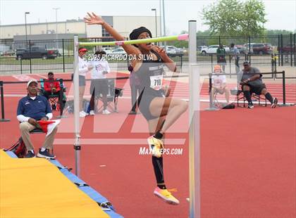 Thumbnail 1 in UIL 6A Track Region III Final (High Jump) photogallery.