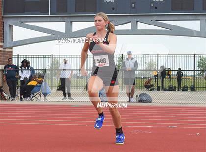 Thumbnail 3 in UIL 6A Track Region III Final (High Jump) photogallery.