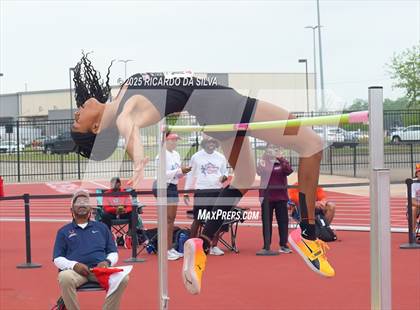 Thumbnail 3 in UIL 6A Track Region III Final (High Jump) photogallery.
