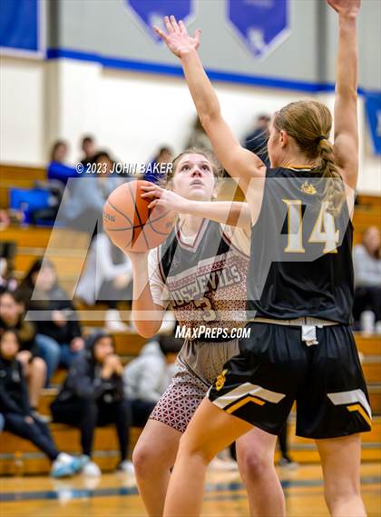 Thumbnail 2 in Galena vs. Dayton (Varsity Elite) photogallery.