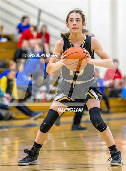 Thumbnail 1 in Galena vs. Dayton (Varsity Elite) photogallery.