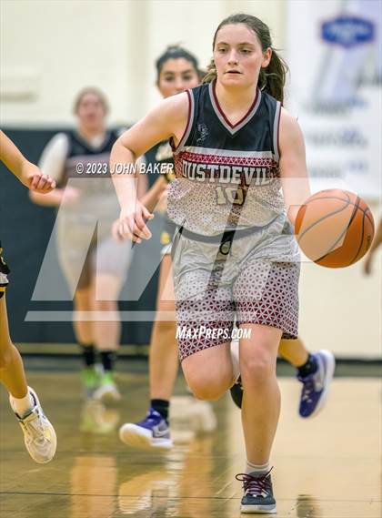Thumbnail 2 in Galena vs. Dayton (Varsity Elite) photogallery.